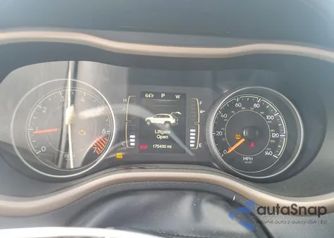 2015 Jeep Cherokee Latitude z USA, uszkodzony, nr VIN 1C4PJMCB6FW744546